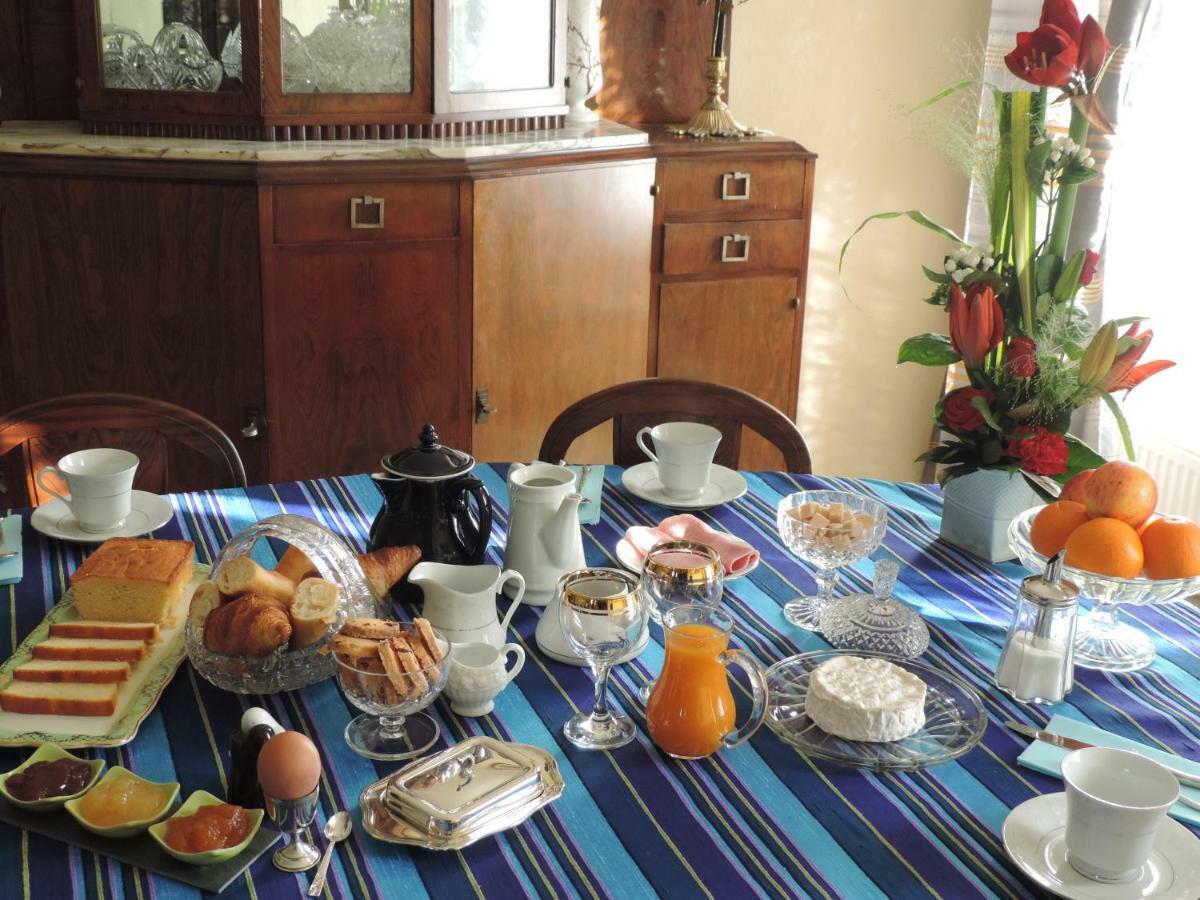 Bed and Breakfast Sees Chez Vous Экстерьер фото